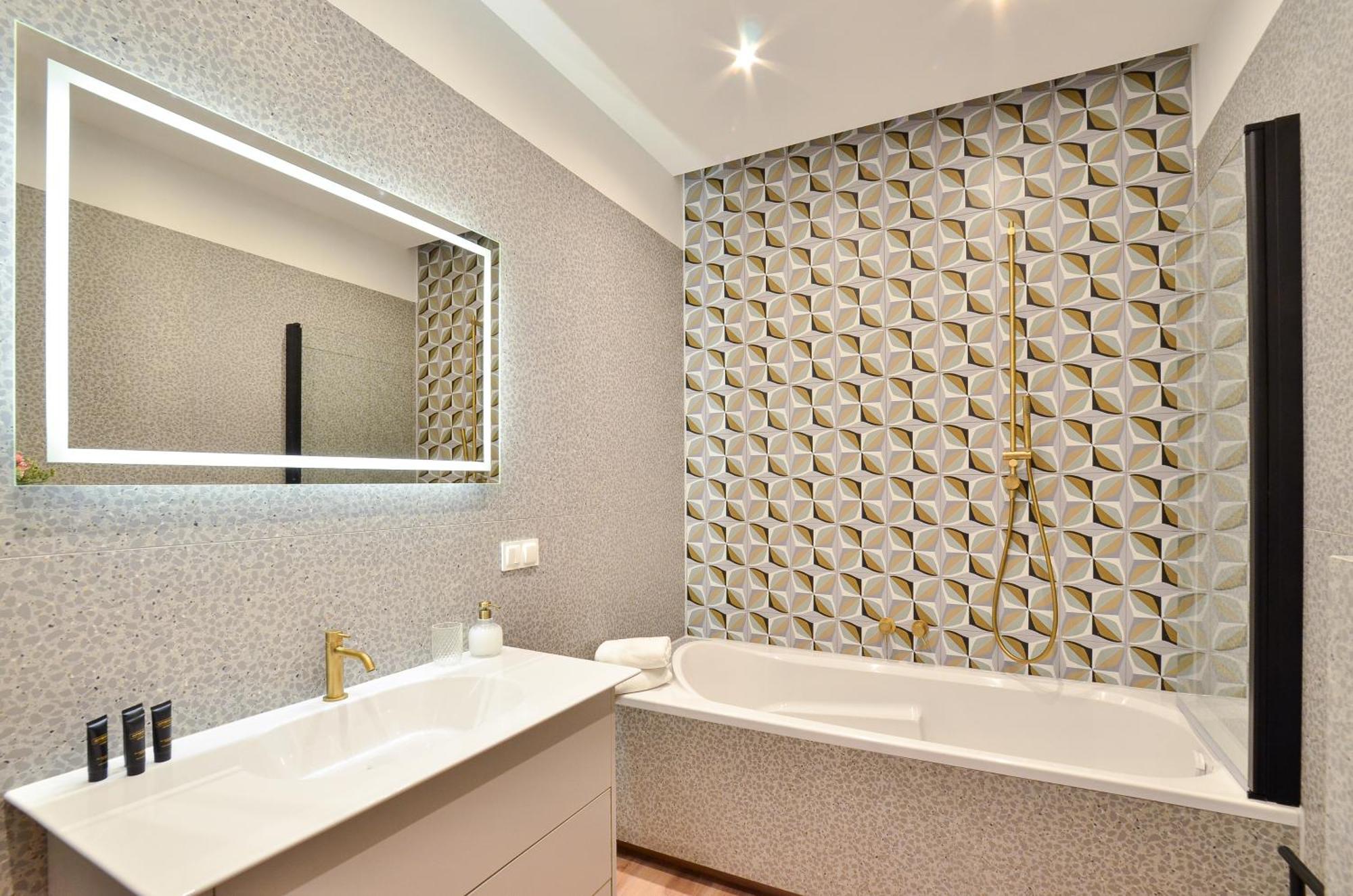 Citystay Stylowe Apartamenty Przy Swietojanskiej กดิเนีย ภายนอก รูปภาพ