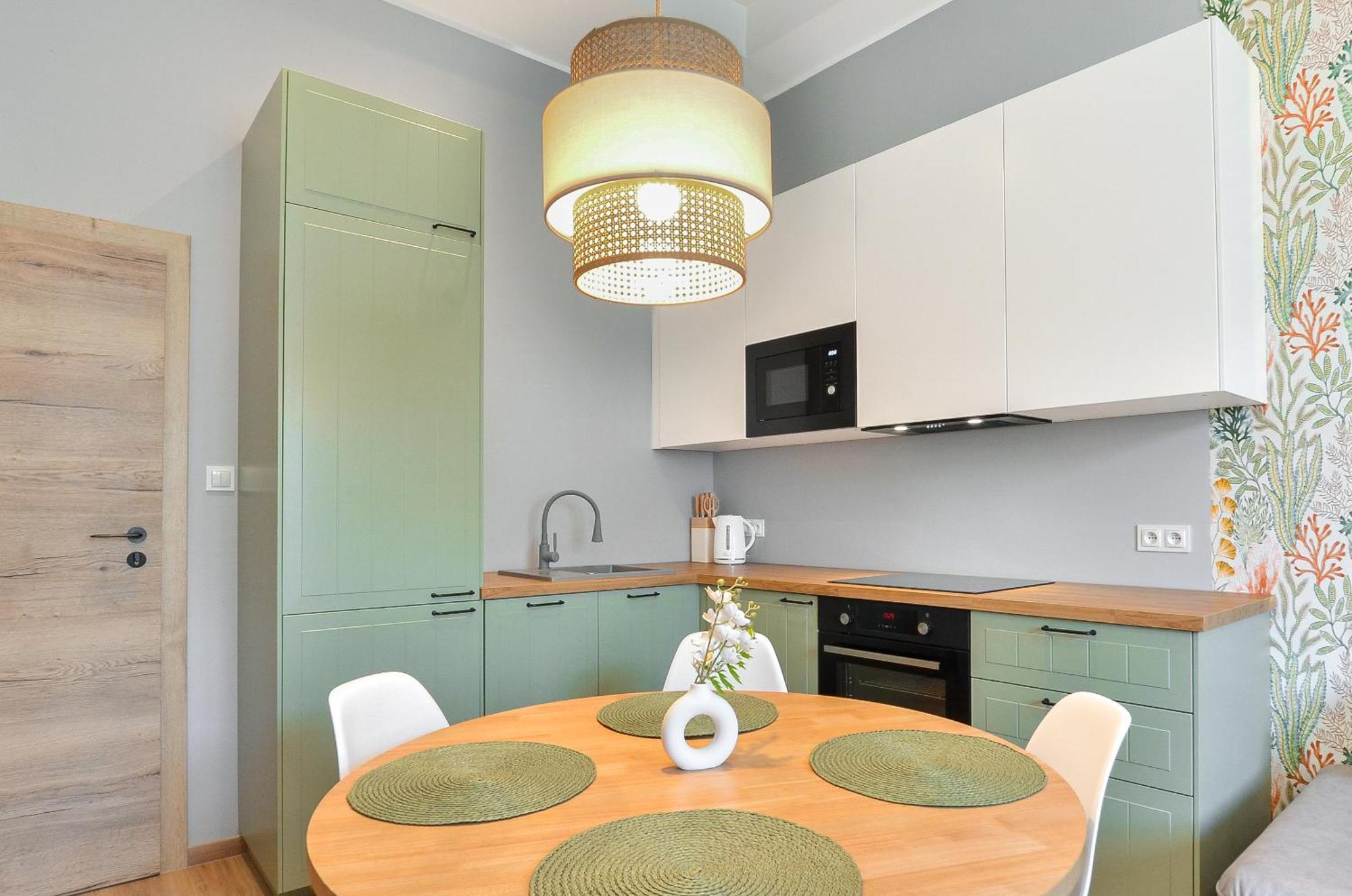 Citystay Stylowe Apartamenty Przy Swietojanskiej กดิเนีย ภายนอก รูปภาพ