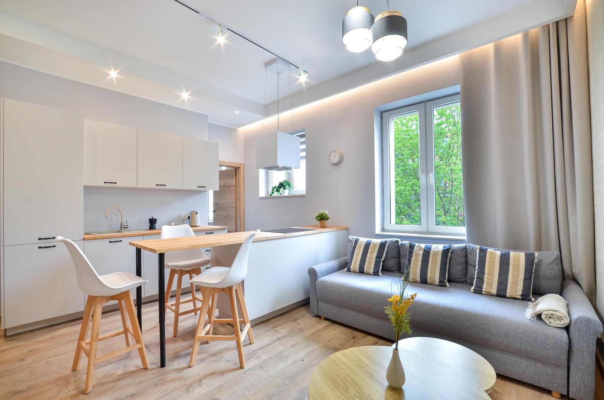 Citystay Stylowe Apartamenty Przy Swietojanskiej กดิเนีย ภายนอก รูปภาพ