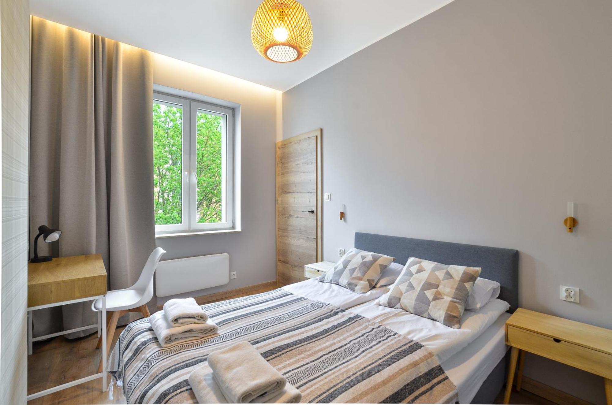 Citystay Stylowe Apartamenty Przy Swietojanskiej กดิเนีย ภายนอก รูปภาพ
