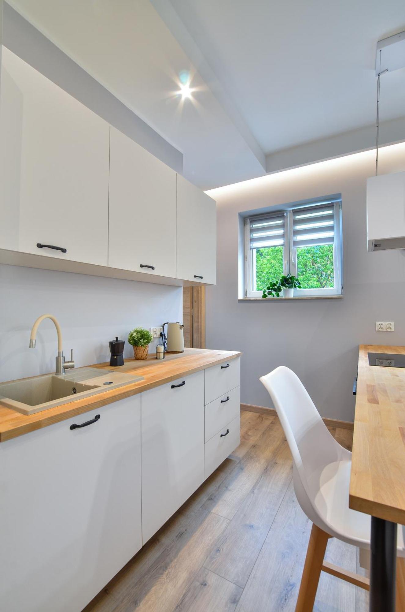 Citystay Stylowe Apartamenty Przy Swietojanskiej กดิเนีย ภายนอก รูปภาพ