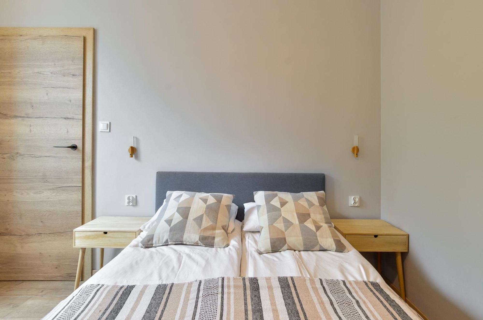 Citystay Stylowe Apartamenty Przy Swietojanskiej กดิเนีย ภายนอก รูปภาพ